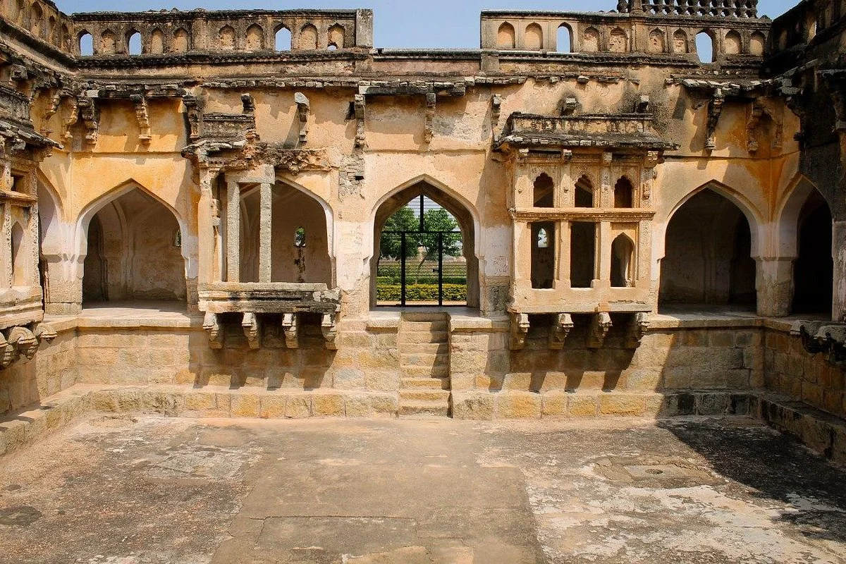Queen's Bath