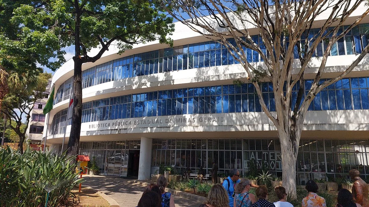 Biblioteca Publica Estadual Luiz de Bessa