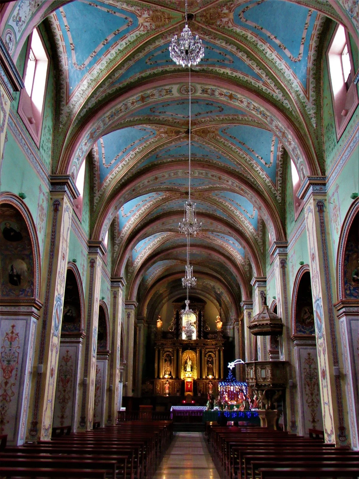 St. Agustin Church (Iglesia de San Agustin)