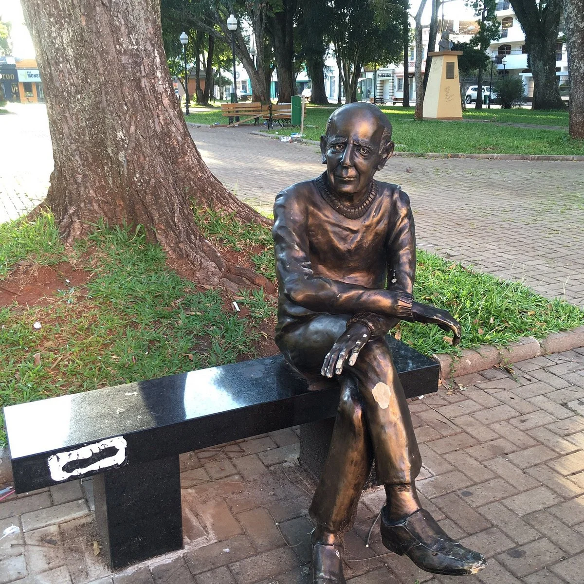 Monumento à Érico Veríssimo