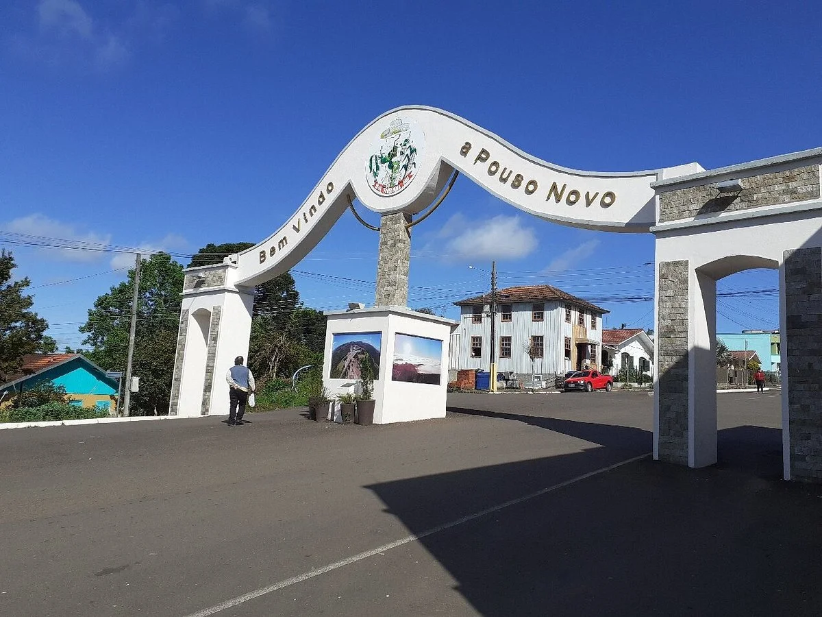Pórtico de Pouso Novo
