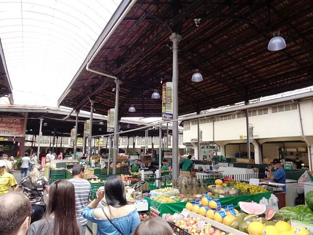 Mercado Municipal Kinjo Yamato