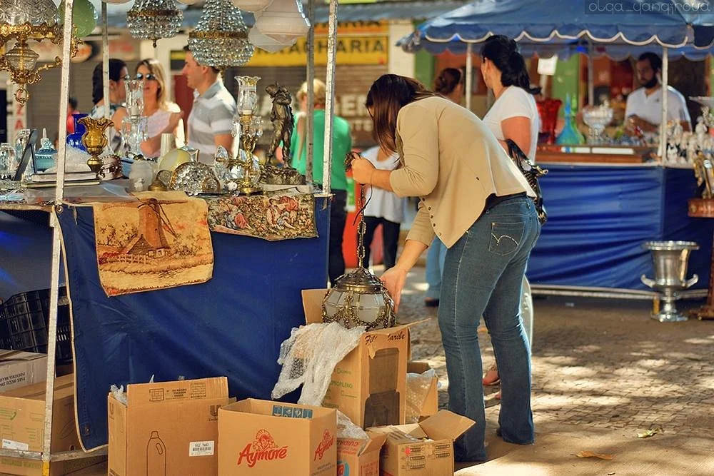 Tom Jobim street market