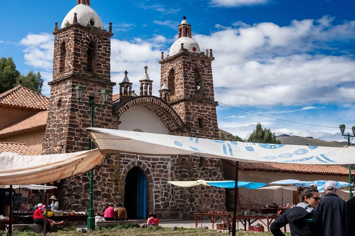 Iglesia de Raqchi