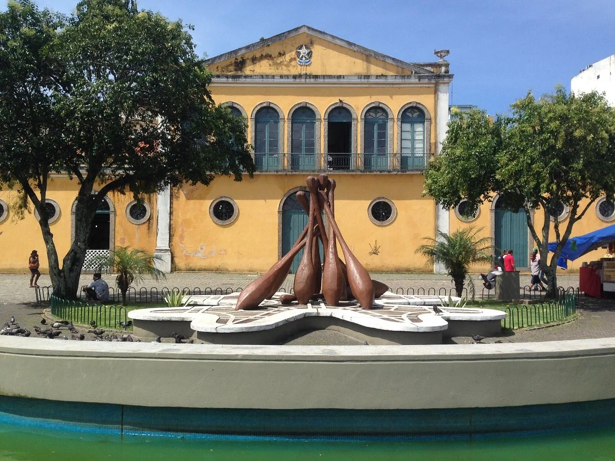 Monumento às Rendeiras