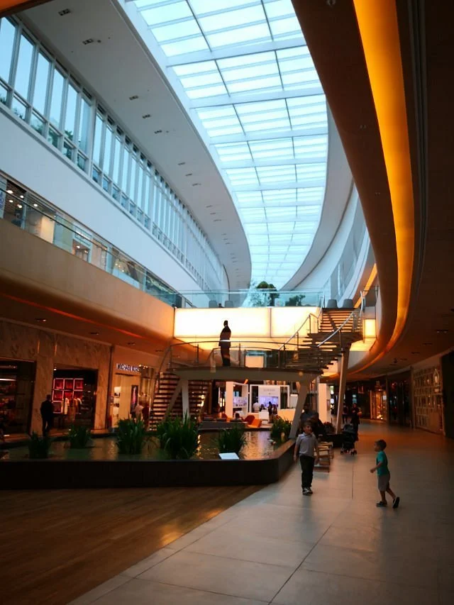 Shopping Village Mall