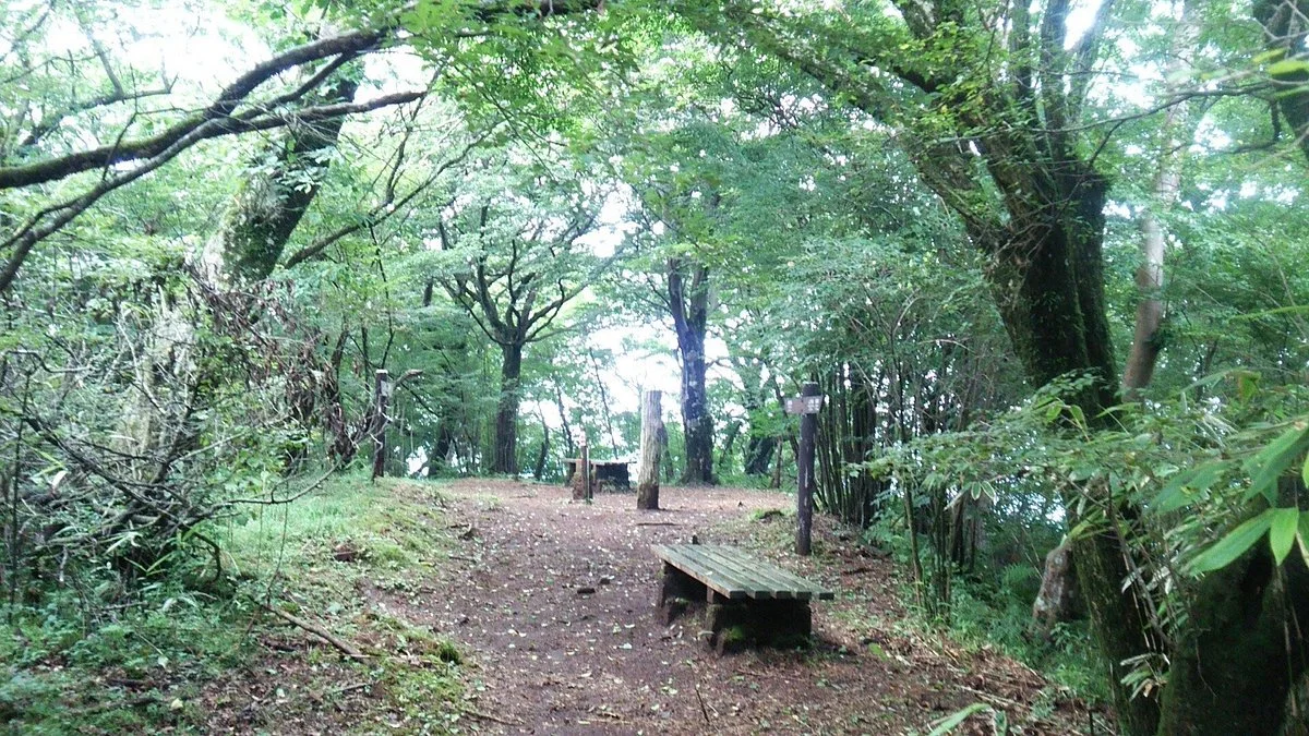 Mt. Mikuni (Kanagawa, Yamanashi, Shizuoka)