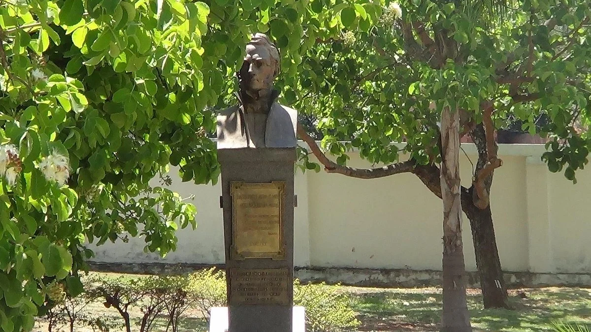 Túmulo do Dr. Peter W. Lund