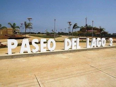 Paseo del Lago 3