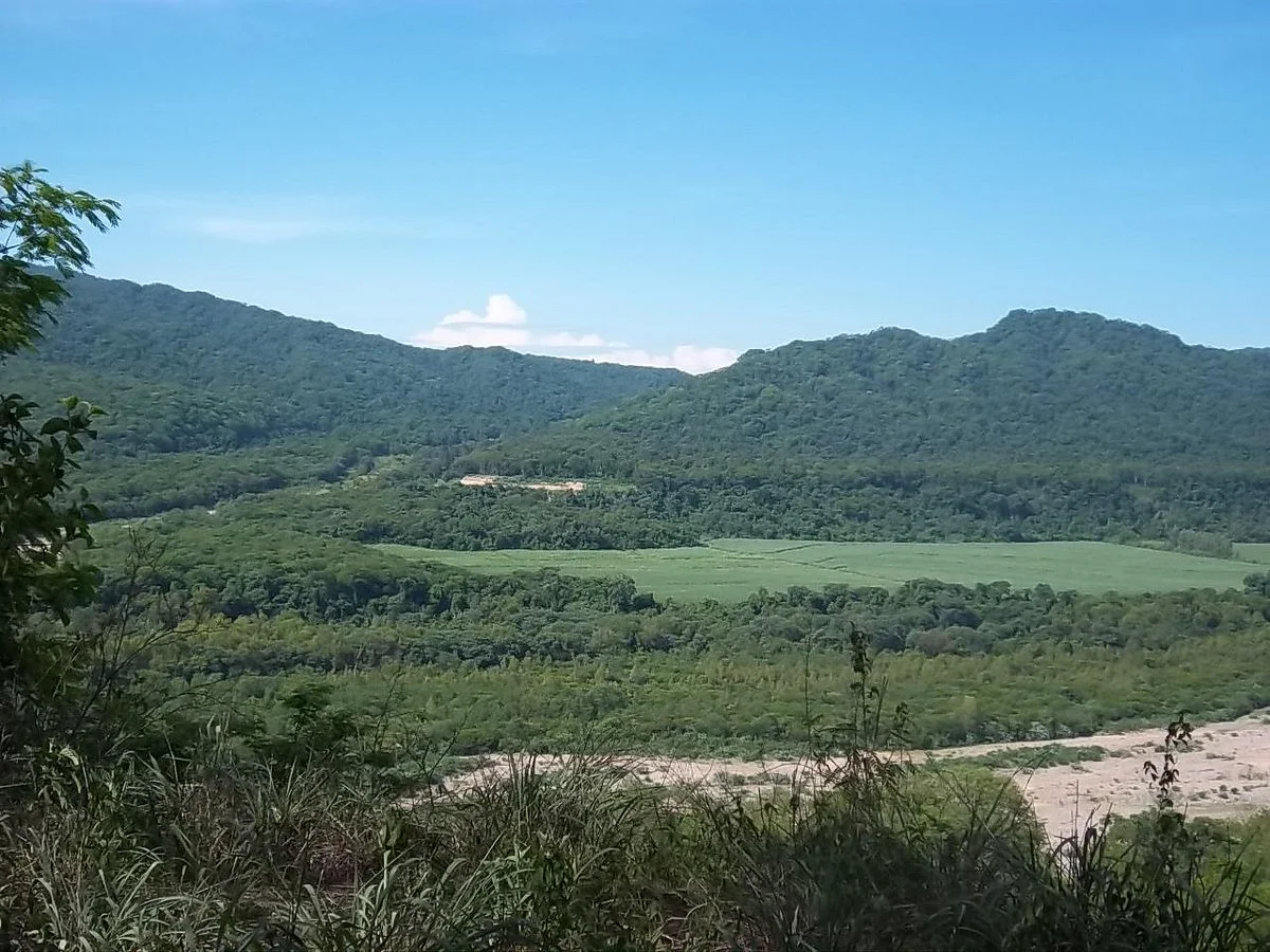 Sendero al Mirador Rio San Lorenzo