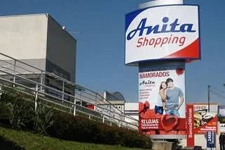 Shopping Anita