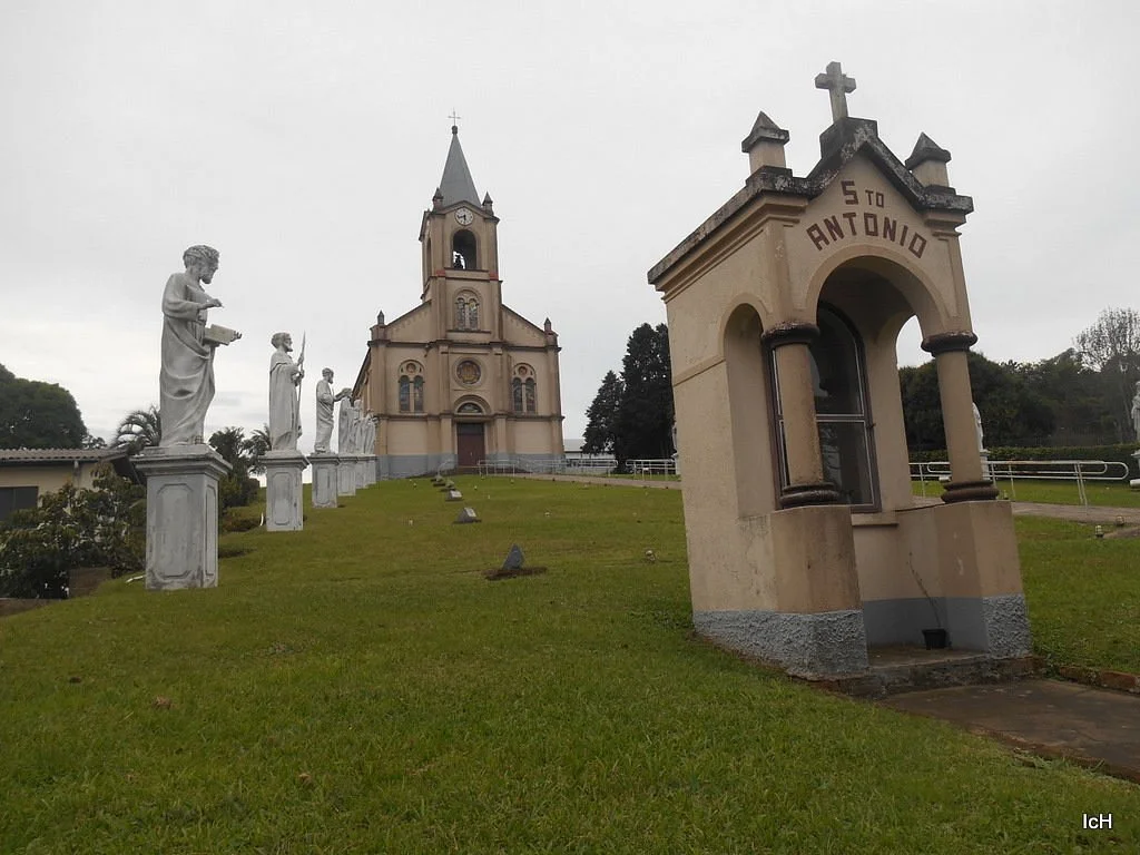São Paulo Apóstolo Shrine