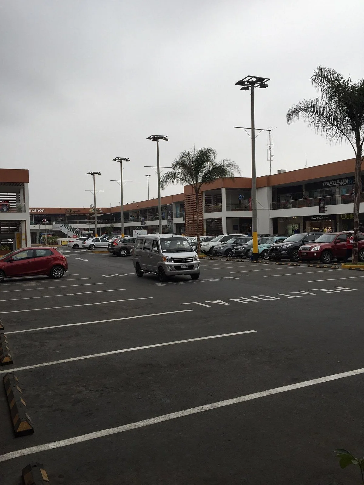 Lima Outlet Center