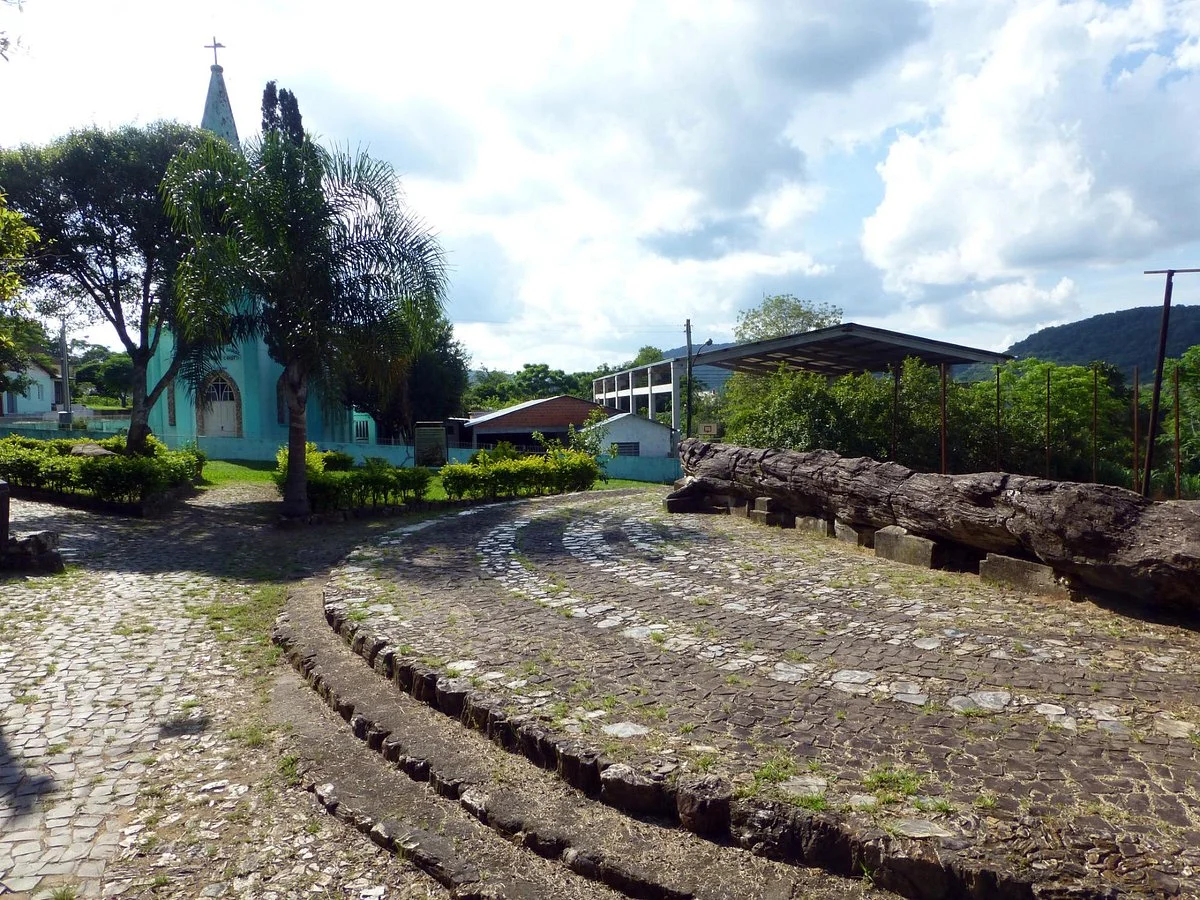 Praça Martimiano Eggres da Costa