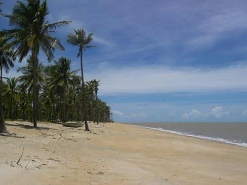 Ponta do Catueiro Beach