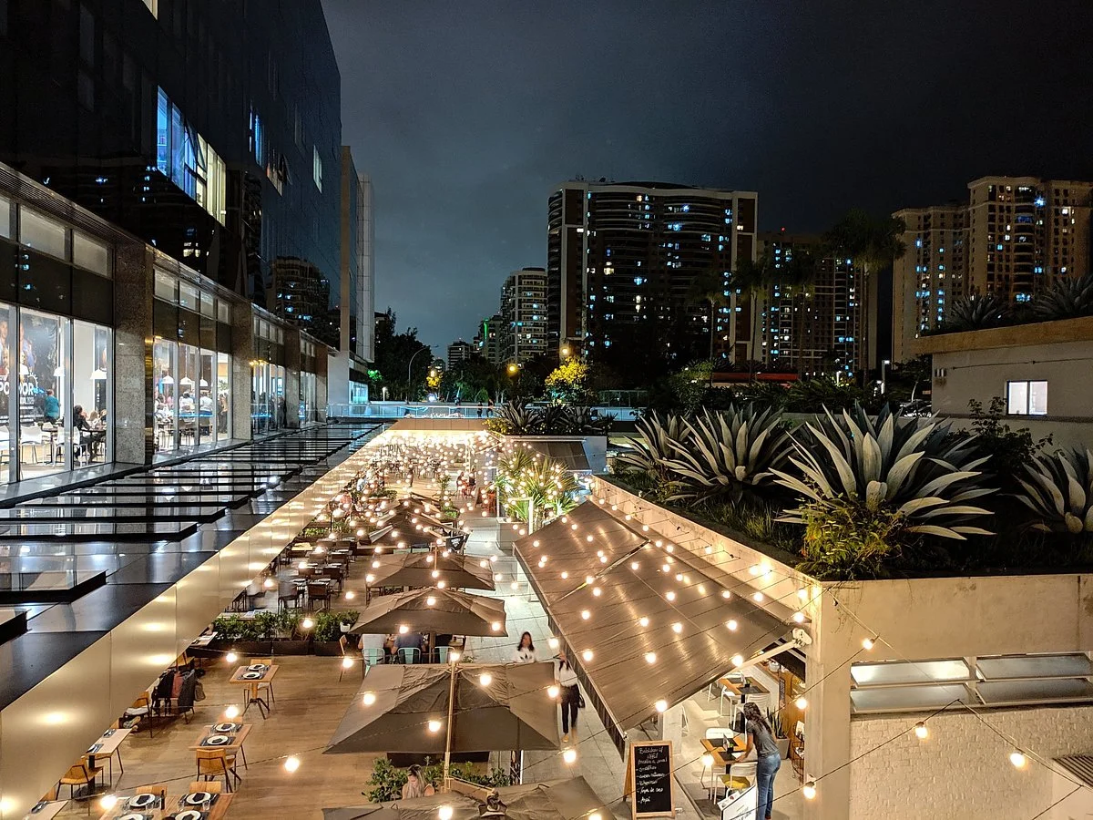 Vogue Square