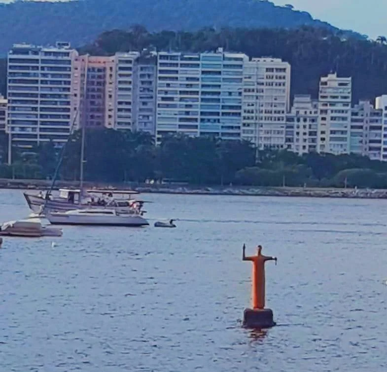 Monumento a Sao Pedro do Mar