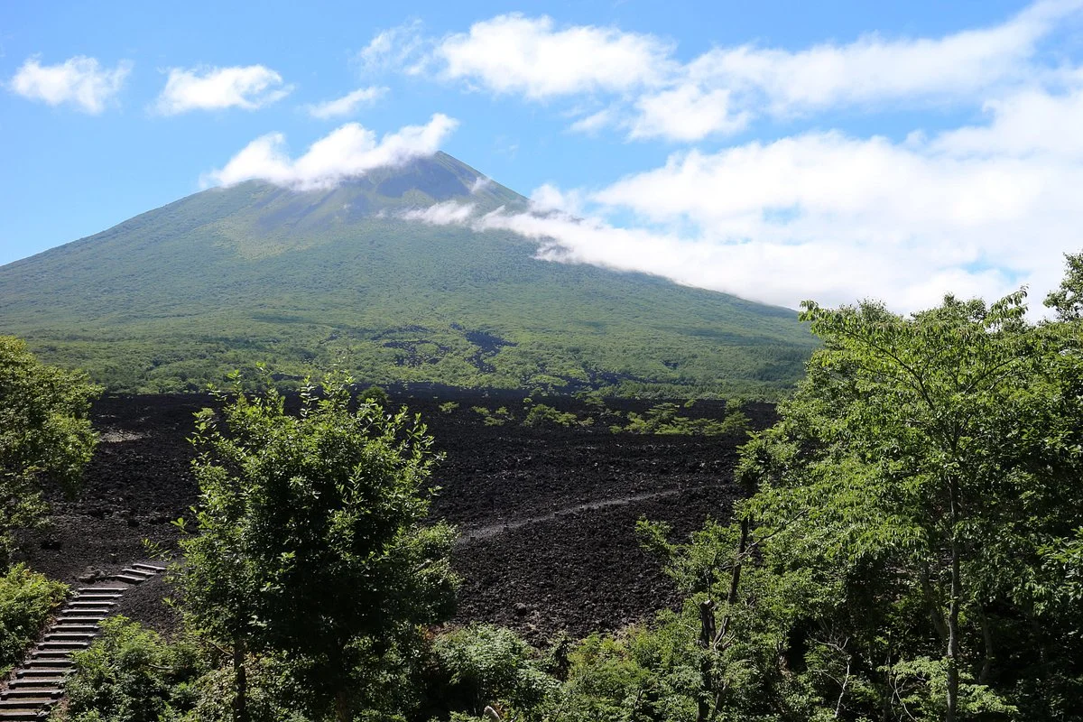 Mt. Iwate Yakehashiri Lava Flow