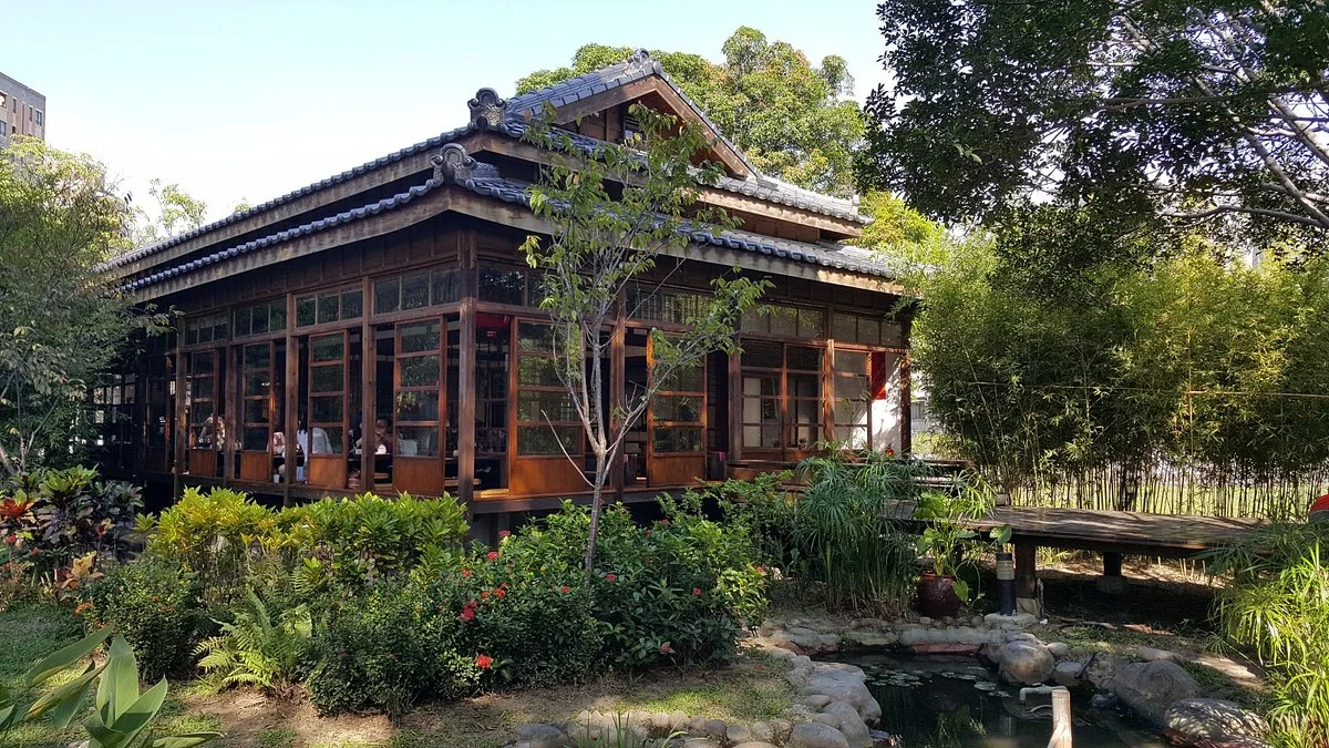 Natural Way Six Arts Cultrural Center