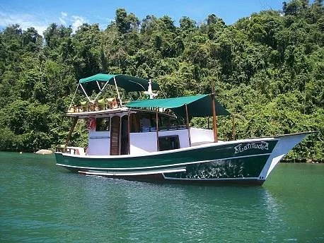 Barco Latitude