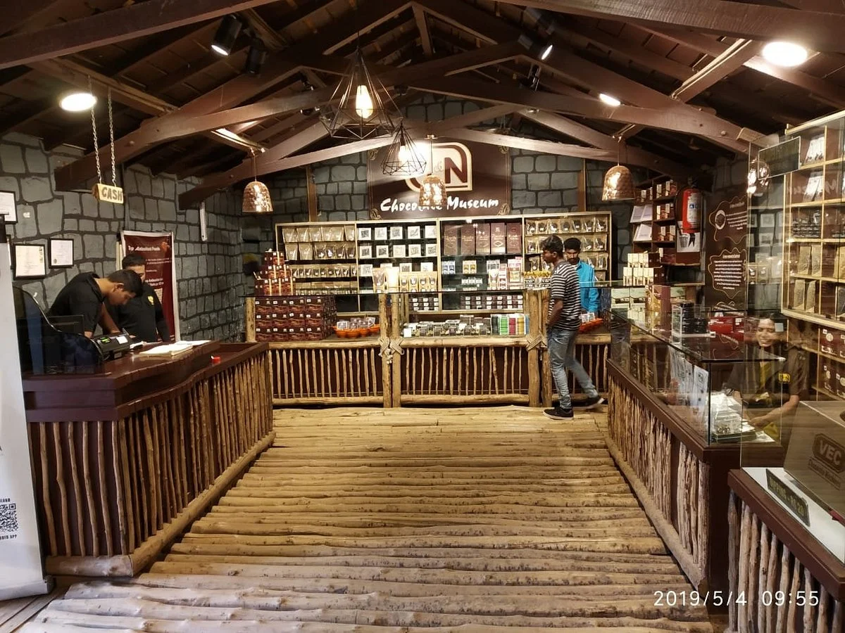 M & N Chocolate Museum