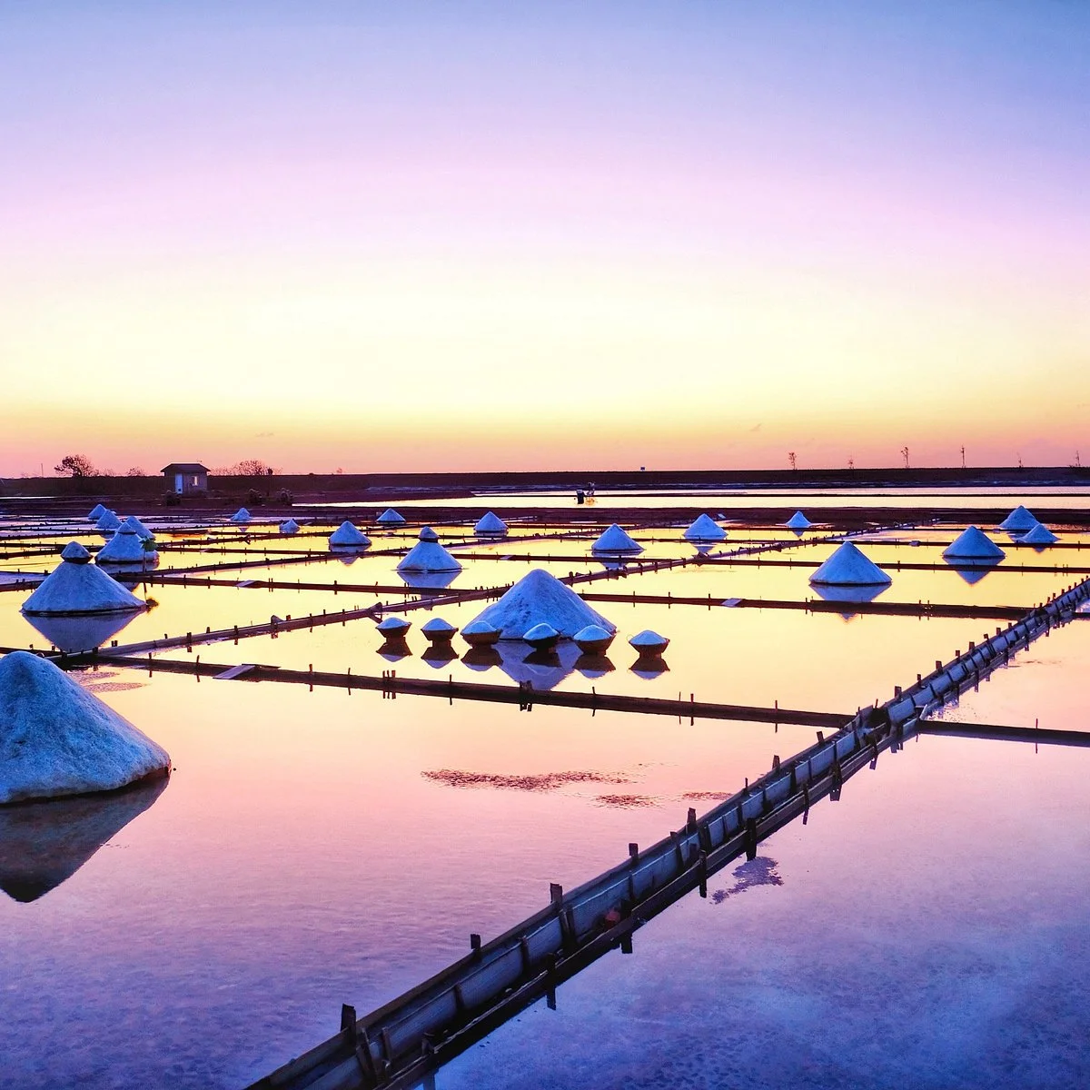 Jingzaijiao Tile - Paved Salt Fields