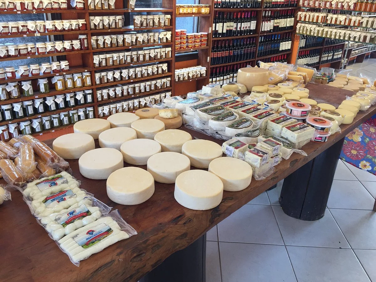 A Pioneira queijos, doces & vinhos