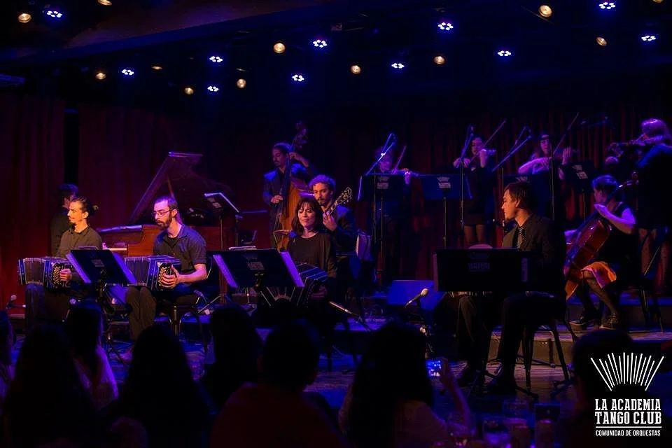 La Academia Tango Club