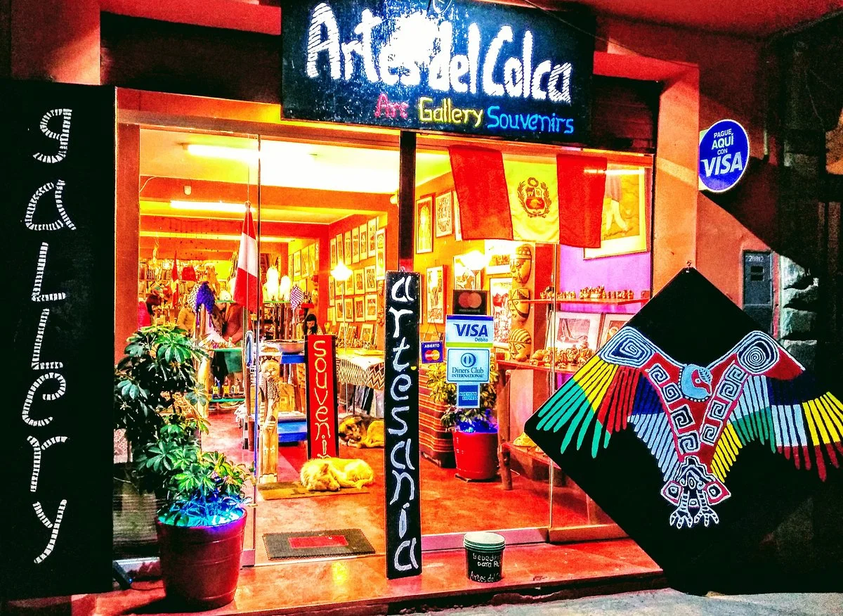 Galería ARTES DEL COLCA art & souvenirs