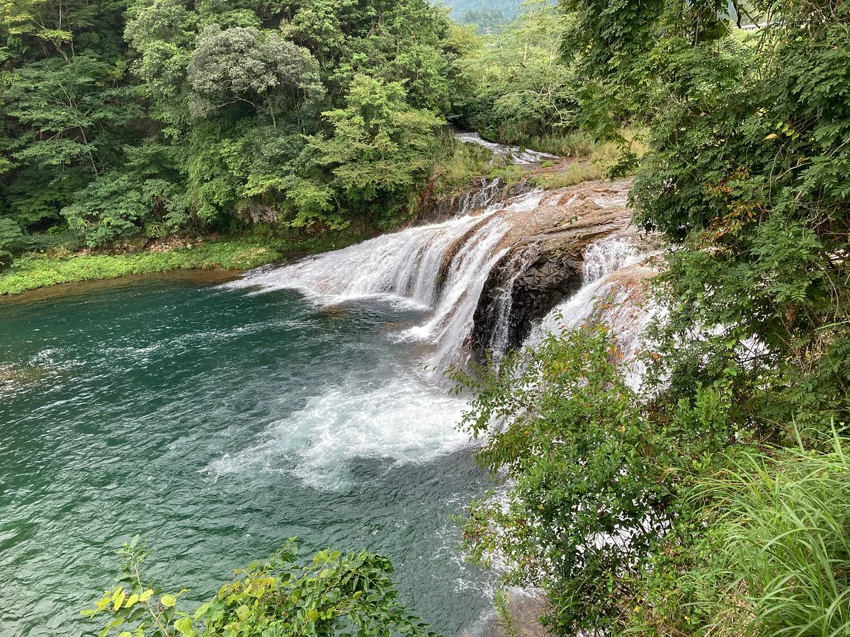 Waterfall of Okumikawa Niagara, Tsuta no Fuchi
