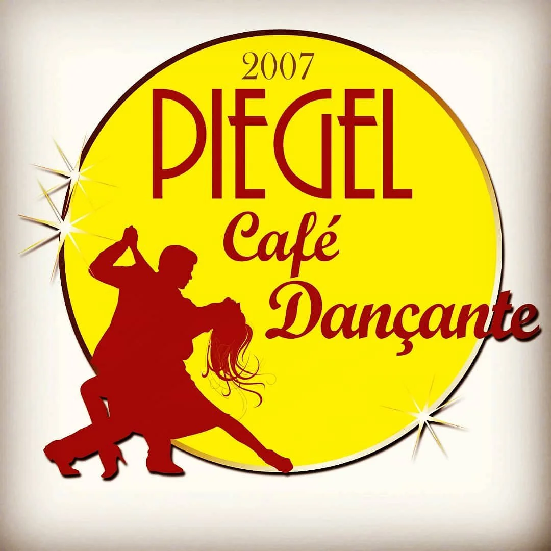 Piegel Cafe Dancante