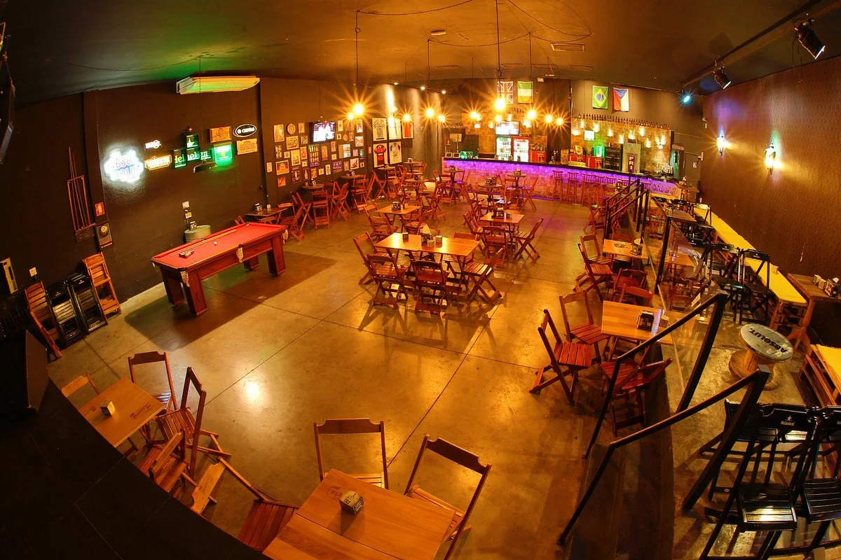 Yellow Door Pub