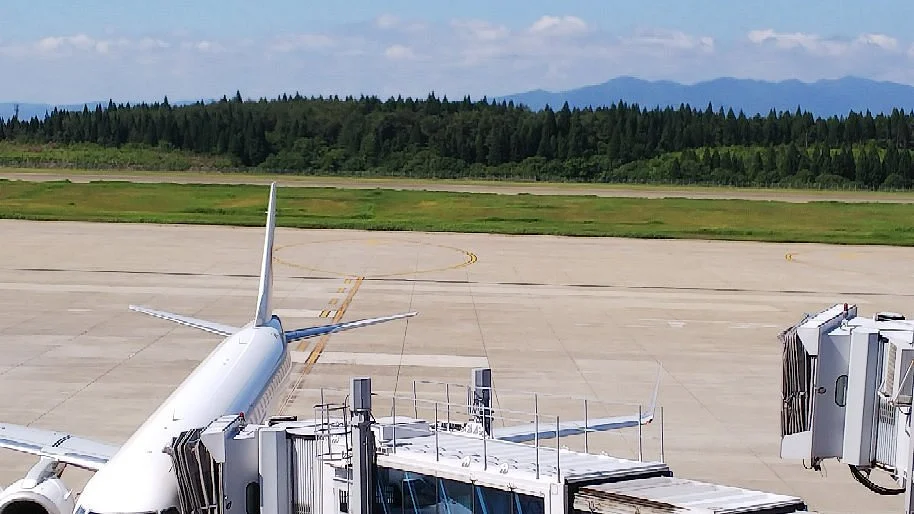 Akita Airport Rooftop Observation Deck