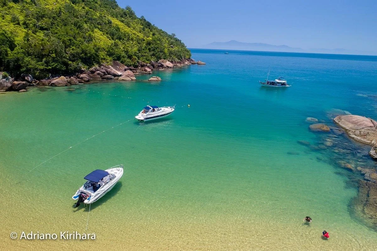 Lancha Amigos Ubatuba