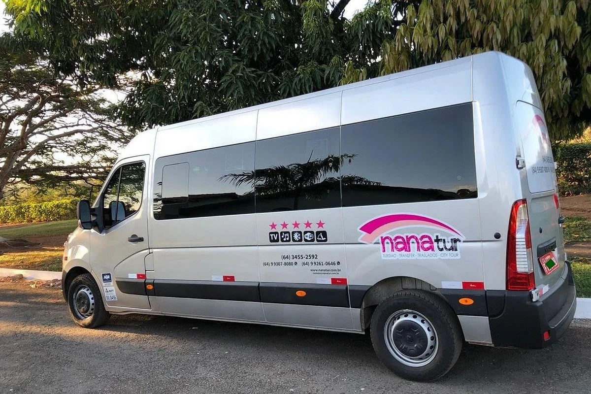 Nana Tur - Transporte e Turismo