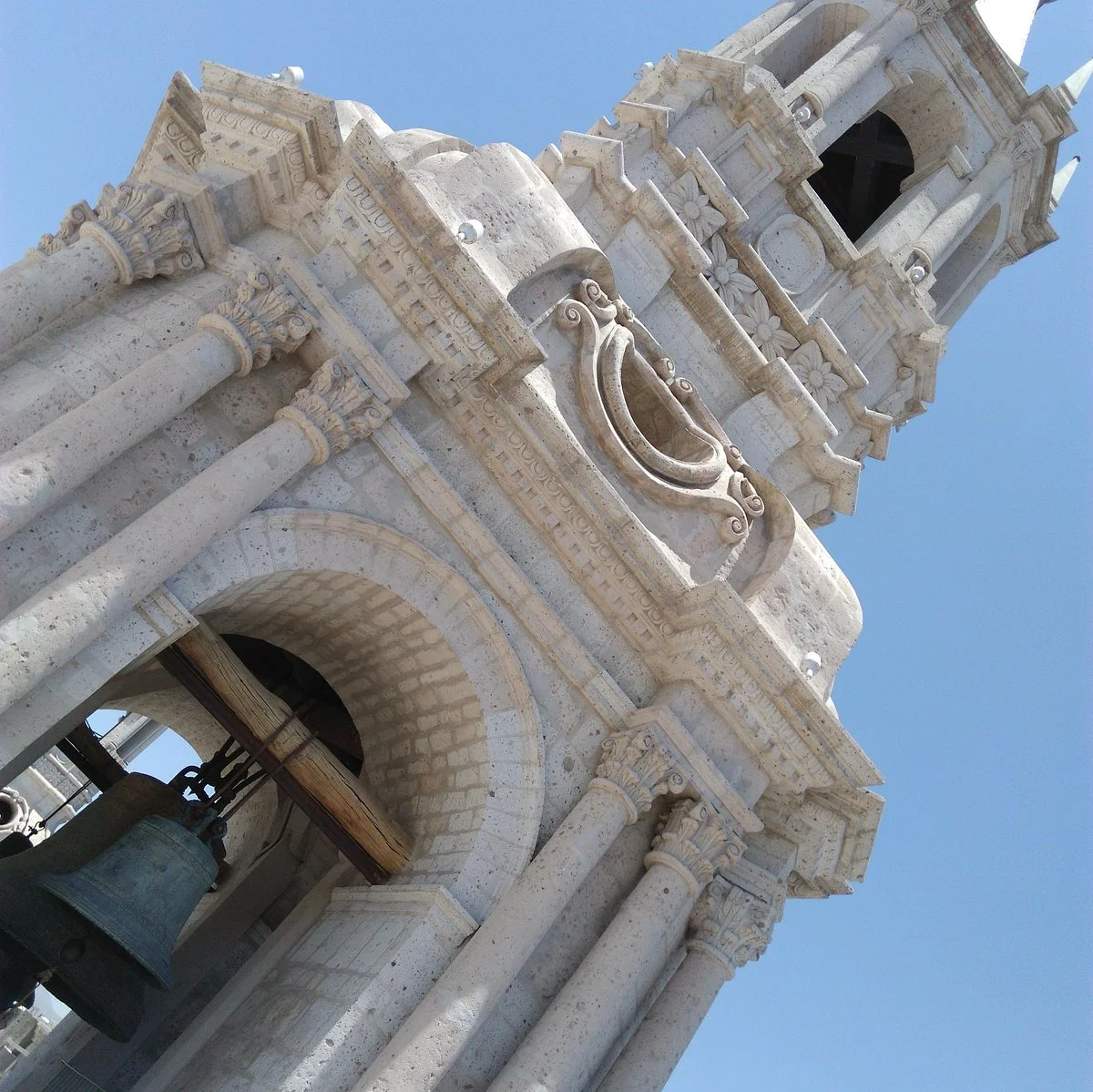 A'nde tour