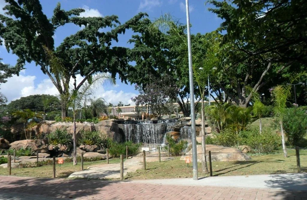 Praça Presidente Tancredo Neves