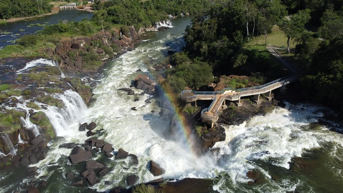 Cachoeira De Salto Saudades
