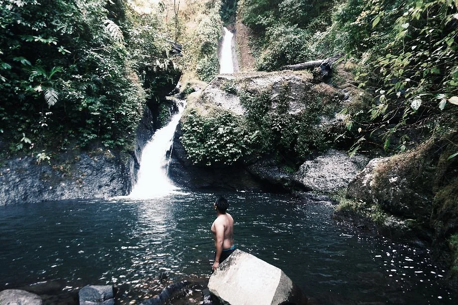 Tiu Ngumbak Waterfall