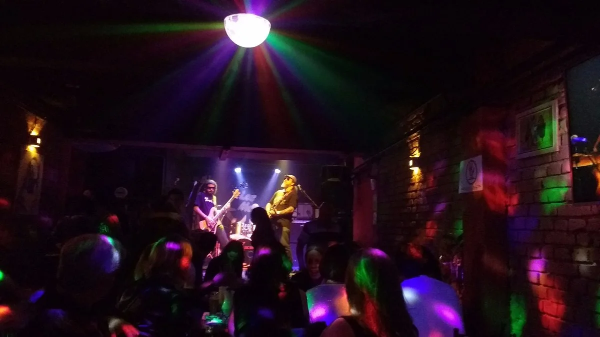 B Music Bar