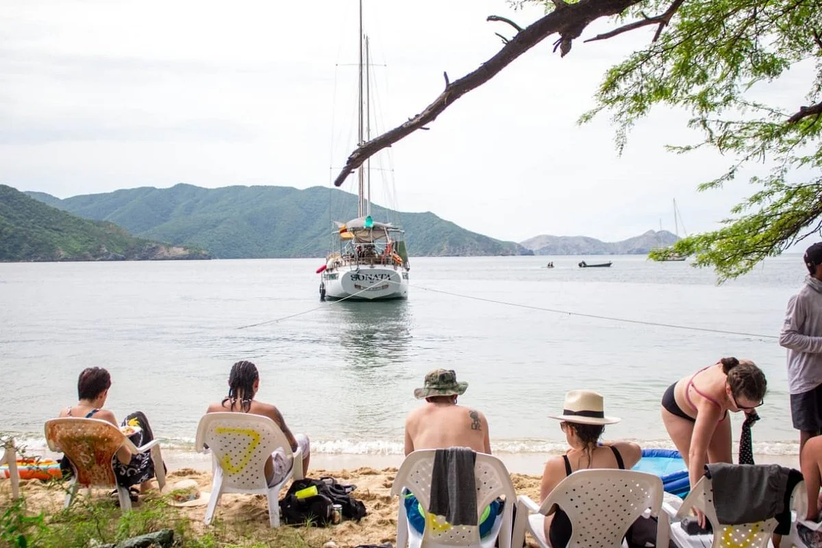 Tayrona Sailing - Vamos Navegando
