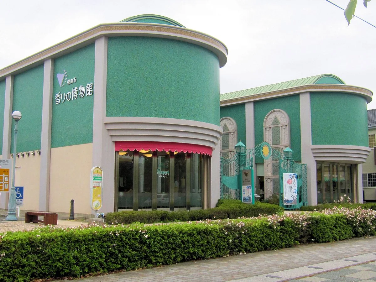 The Museum of Fragrance, Iwata