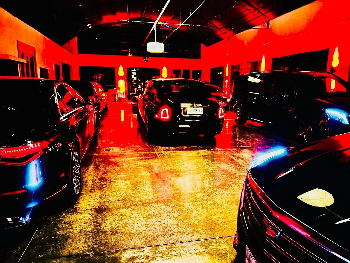 Lujo Leasing Inc. Servicio de Limousine