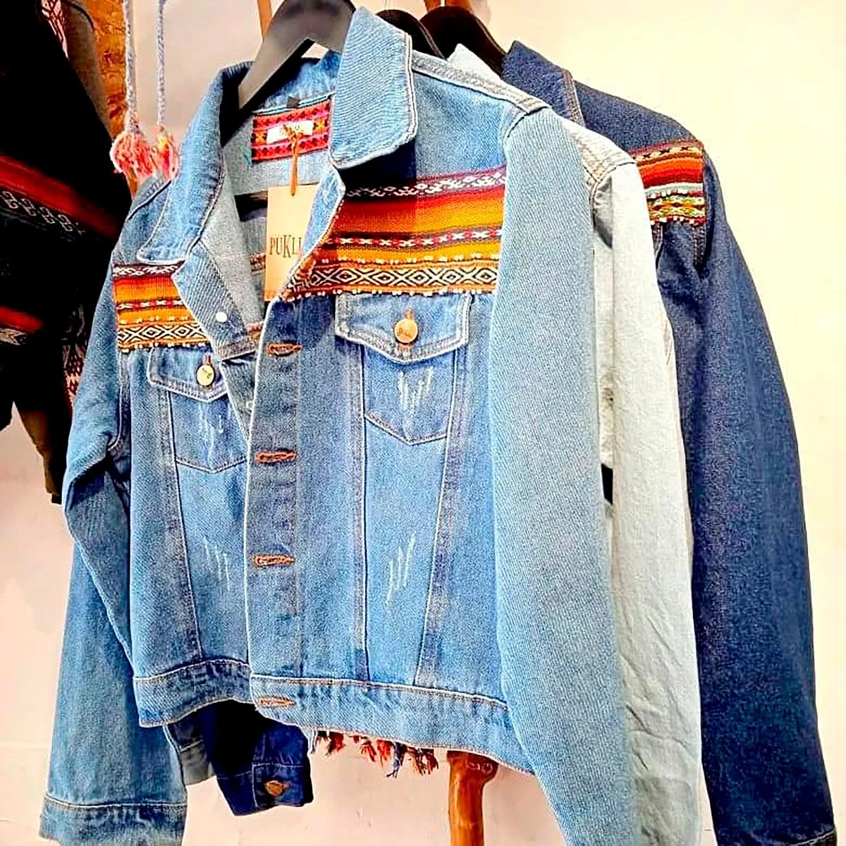 Andean Fashion Pukllas