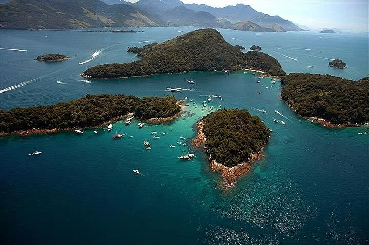 Angra Boats