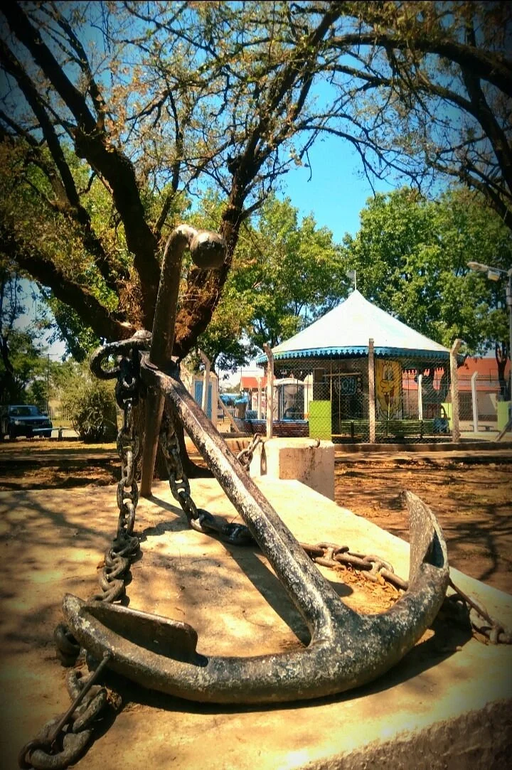 Plaza Brown