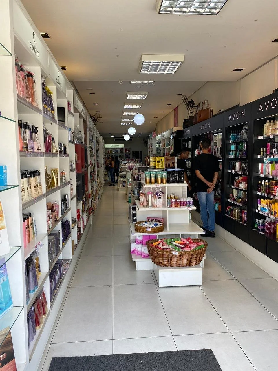Maria Isabel Perfumaria e Cosmeticos