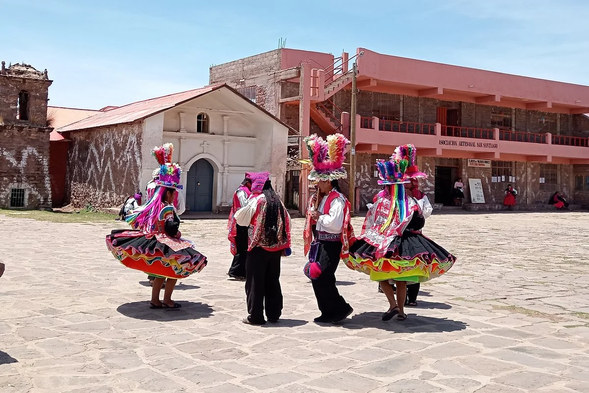 MAGICAL PERU