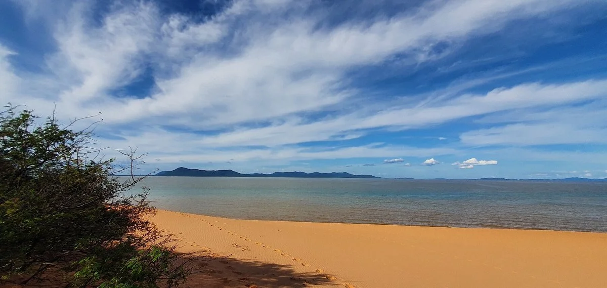 Praia Da Andorinha