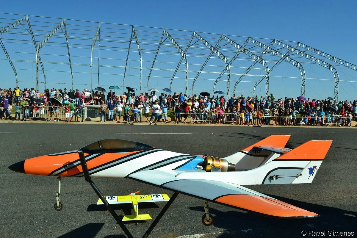 AVA - Associacao Votuporanguense de Aeromodelismo